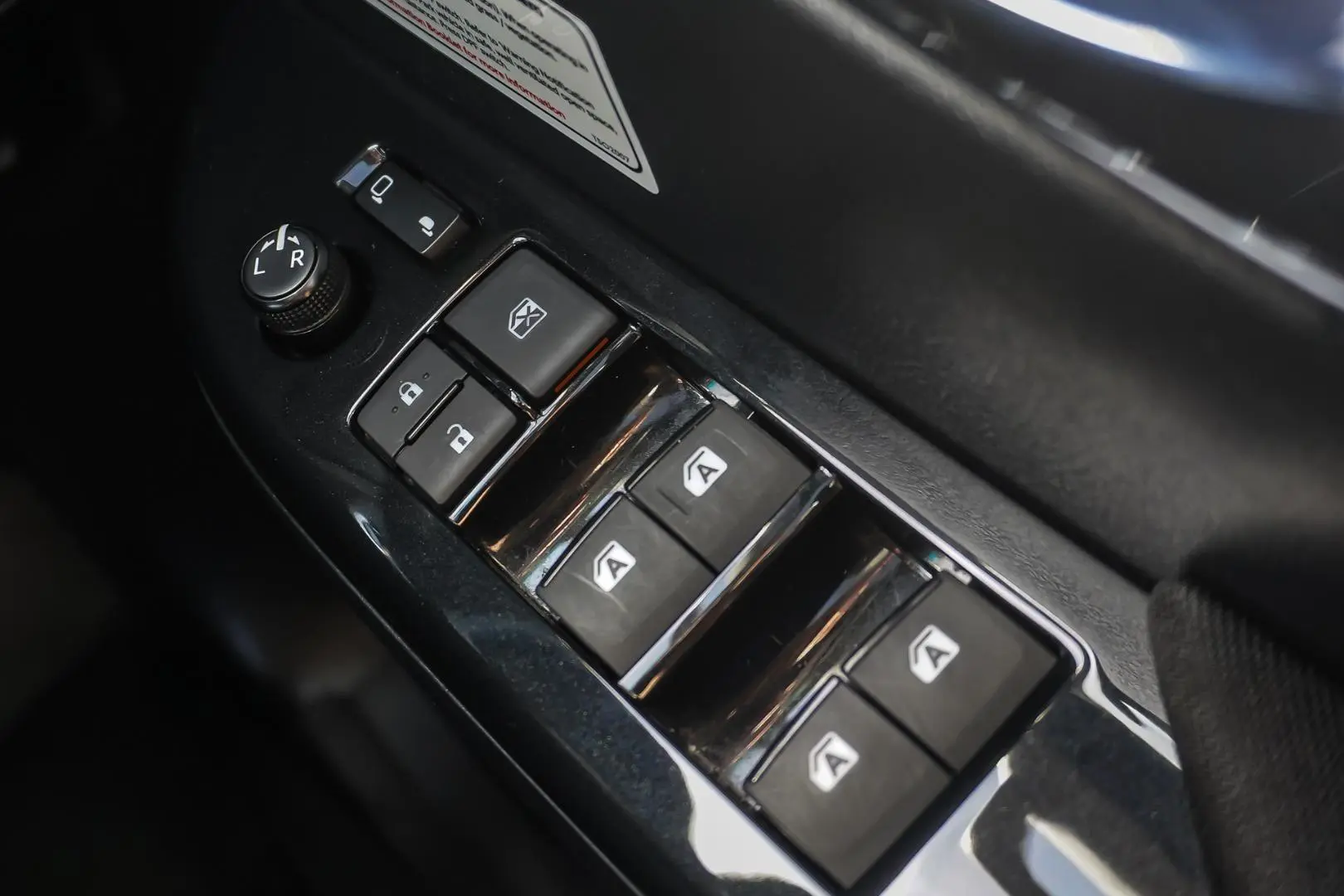 2021 Toyota Hilux Gallery Image 20