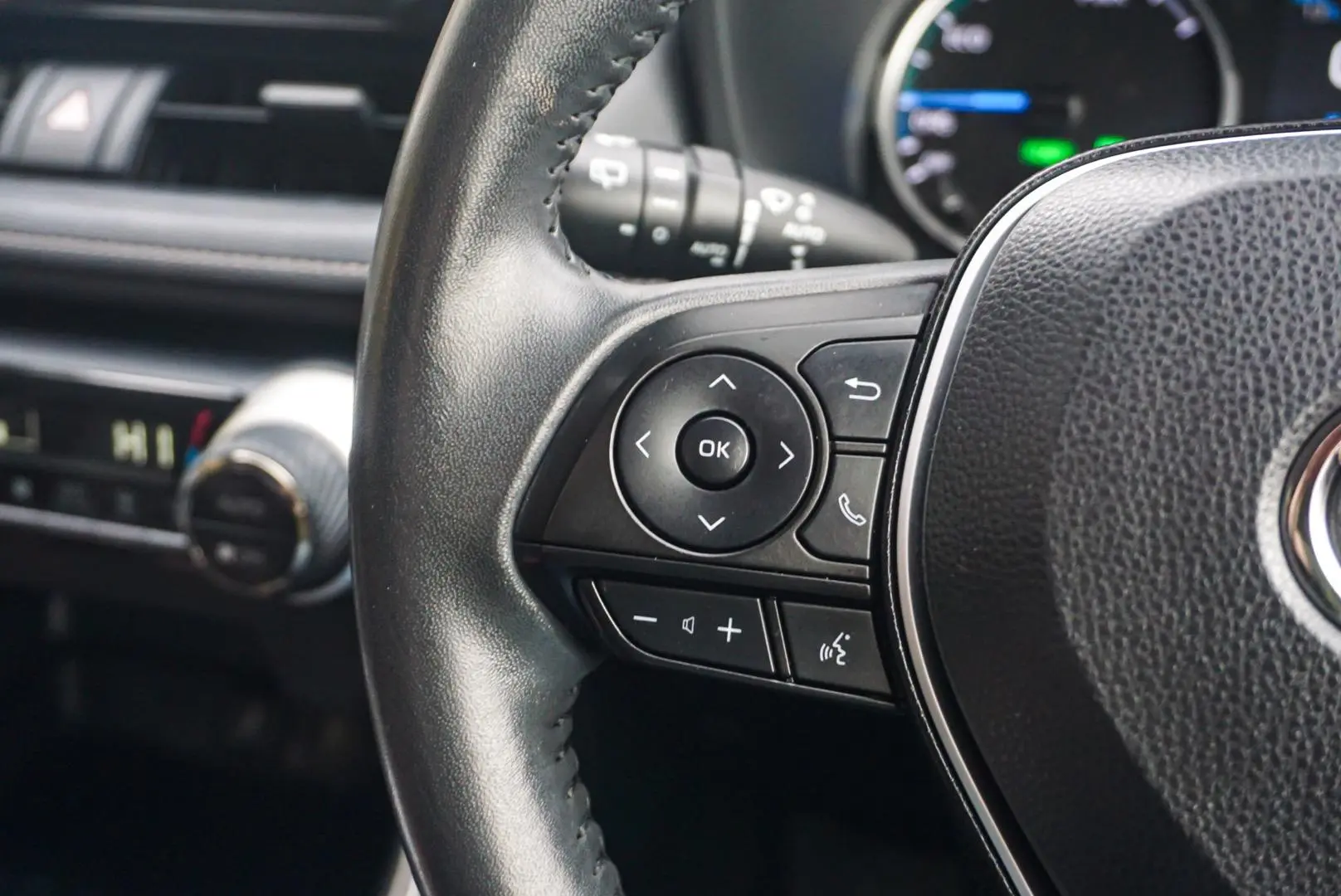 2021 Toyota RAV4 Gallery Image 19