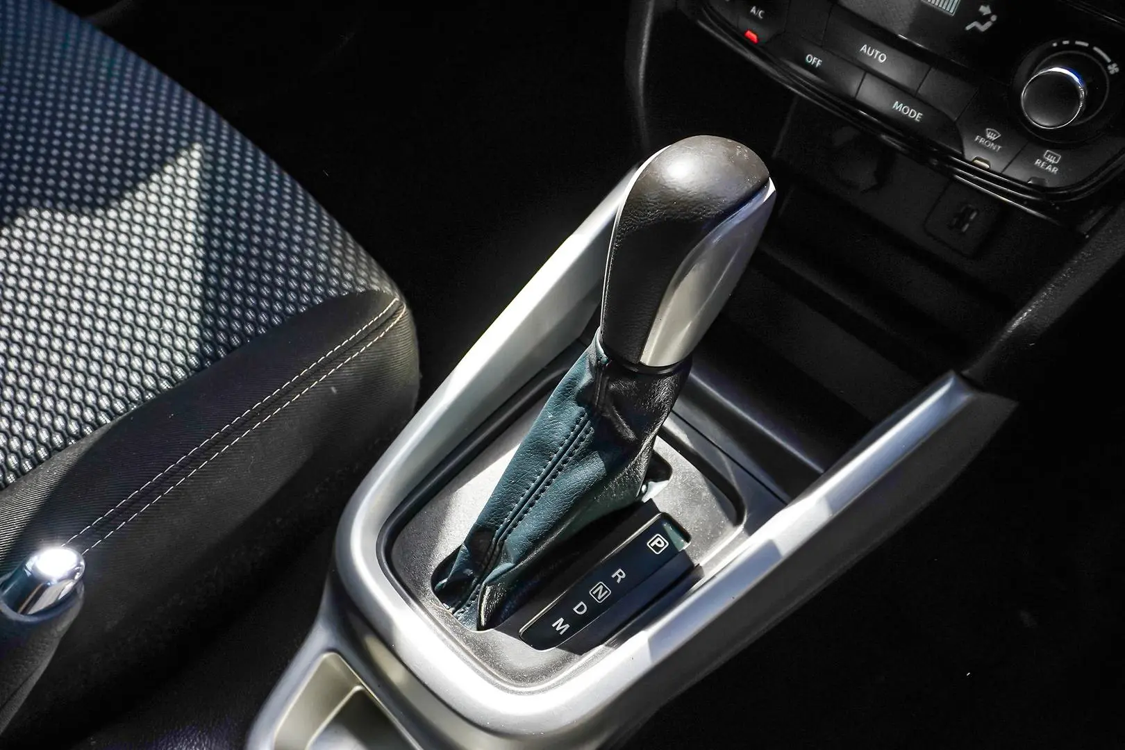 2016 Suzuki Vitara Gallery Image 18