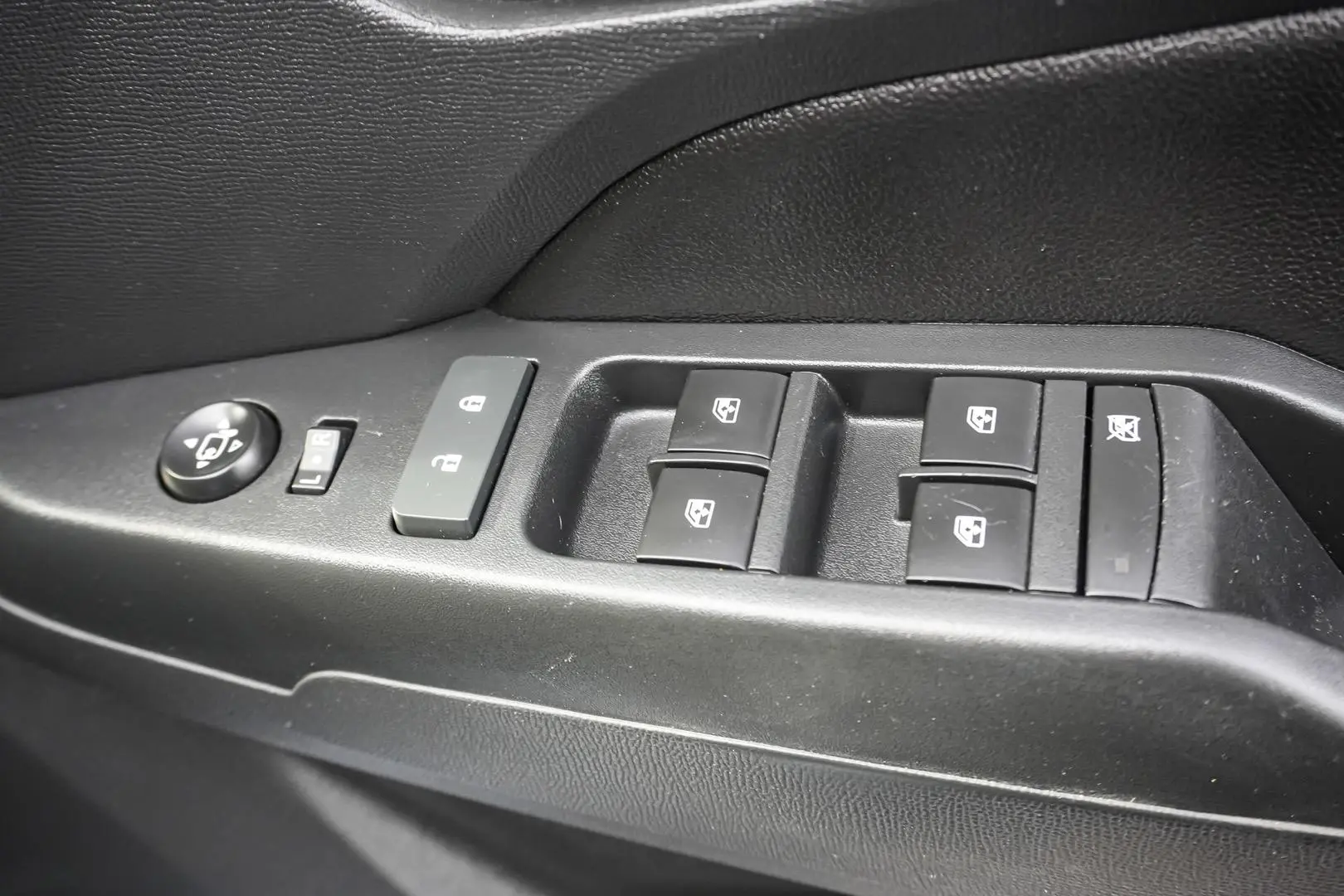 2019 Holden Colorado Gallery Image 18