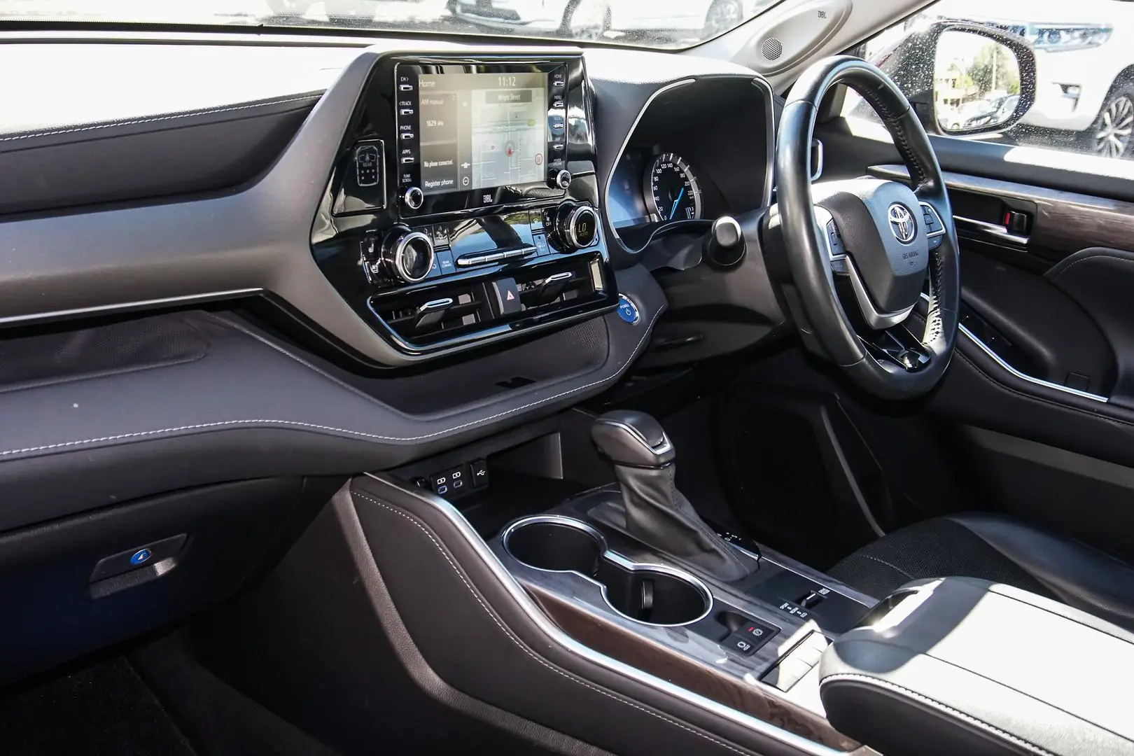2022 Toyota Kluger Gallery Image 12