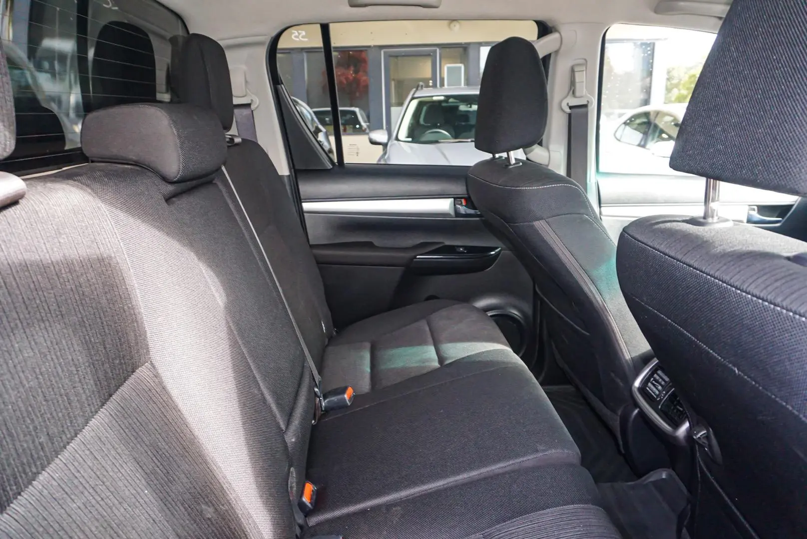 2022 Toyota Hilux Gallery Image 8