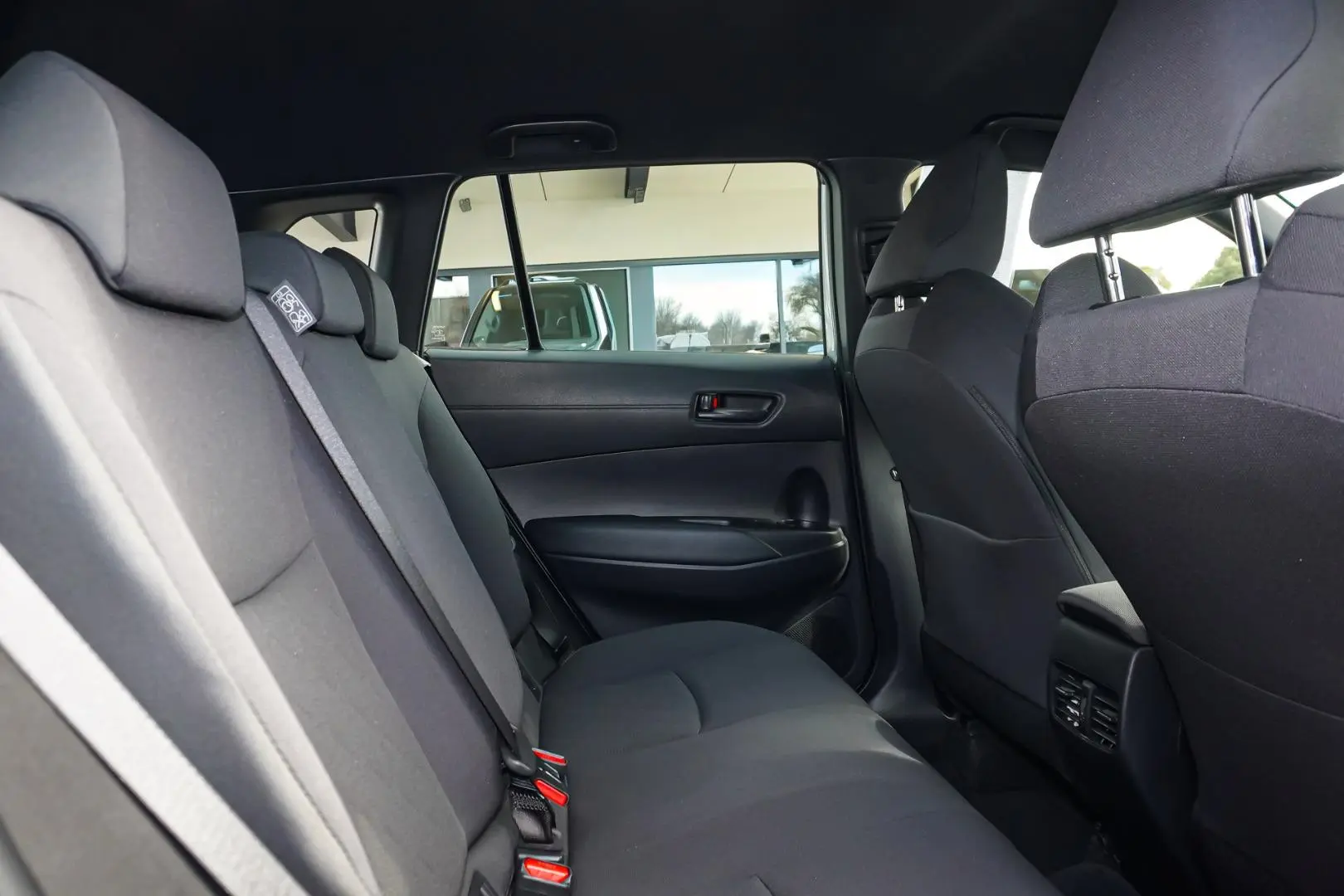 2025 Toyota Corolla Cross Gallery Image 7