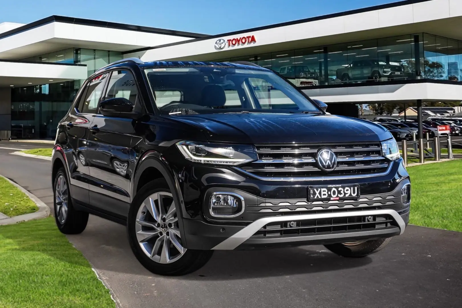 2020 Volkswagen T-Cross Image