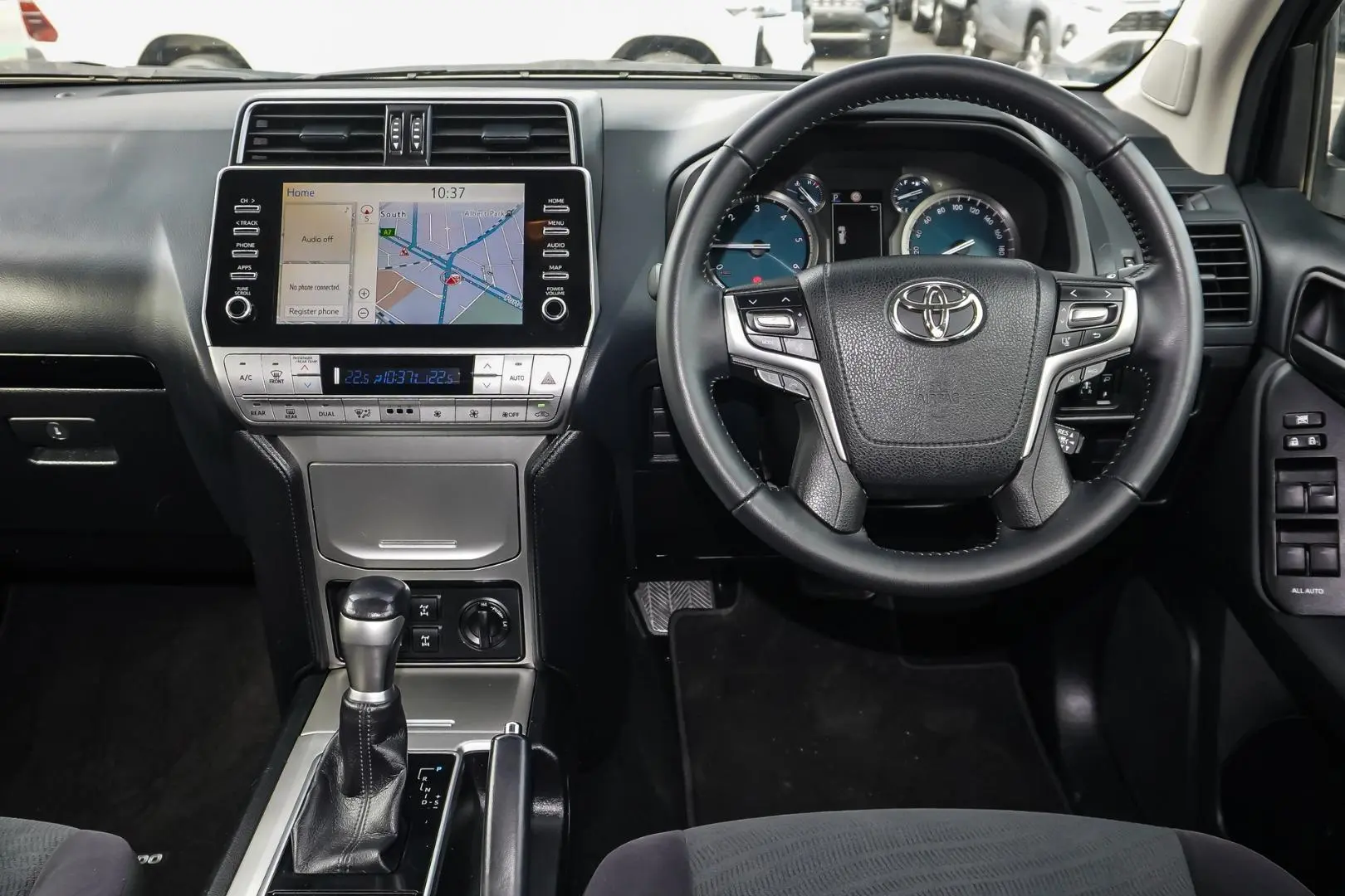 2021 Toyota Landcruiser Prado Gallery Image 9