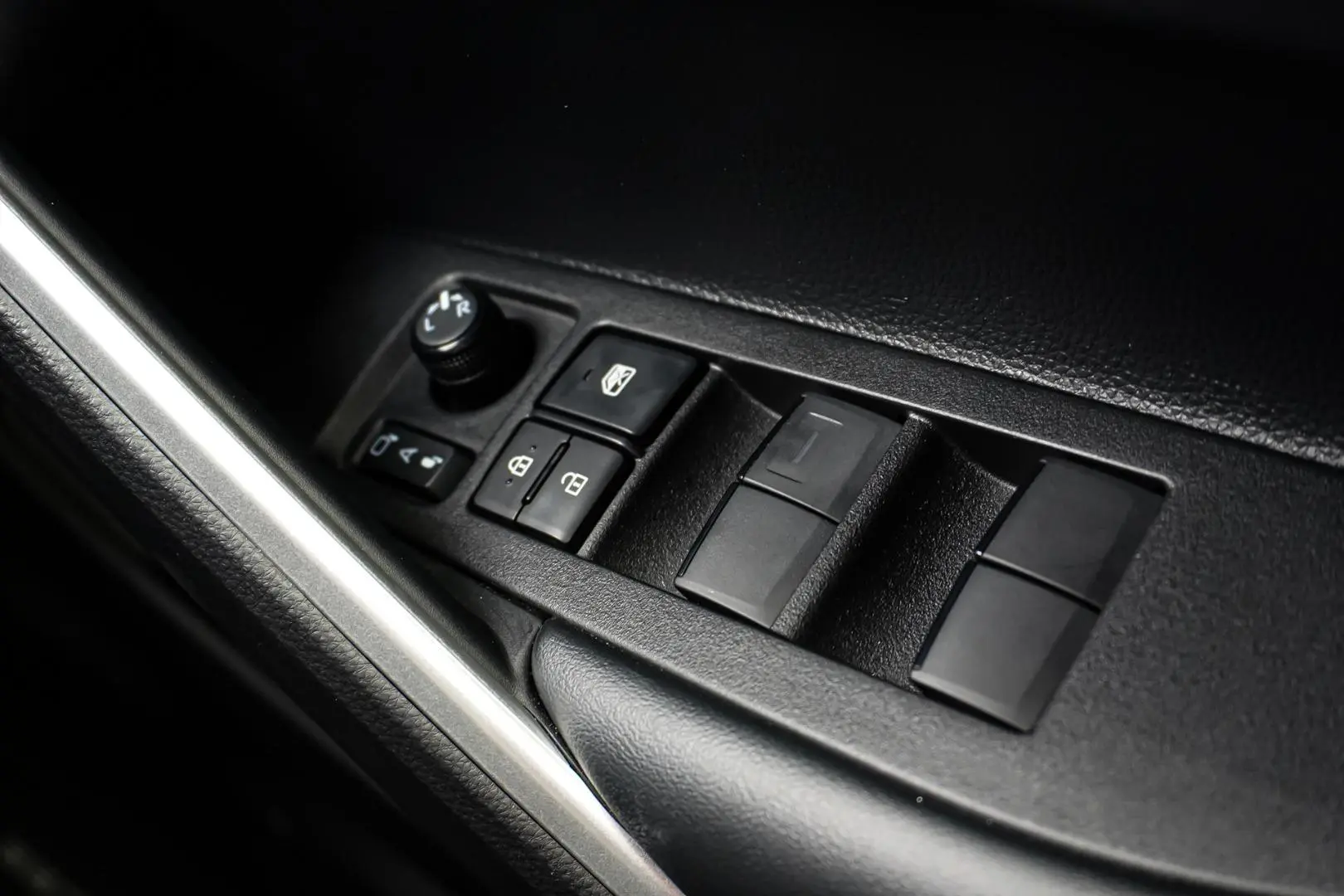 2023 Toyota Corolla Cross Gallery Image 20