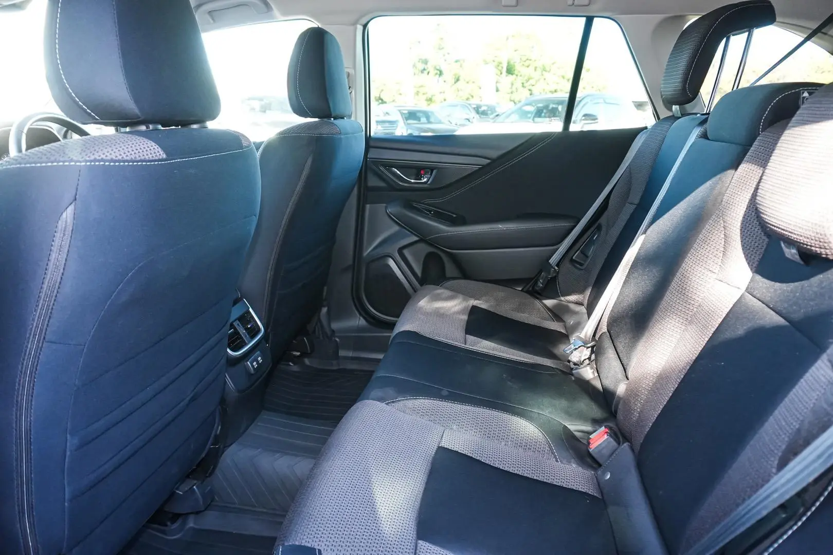 2022 Subaru Outback Gallery Image 13