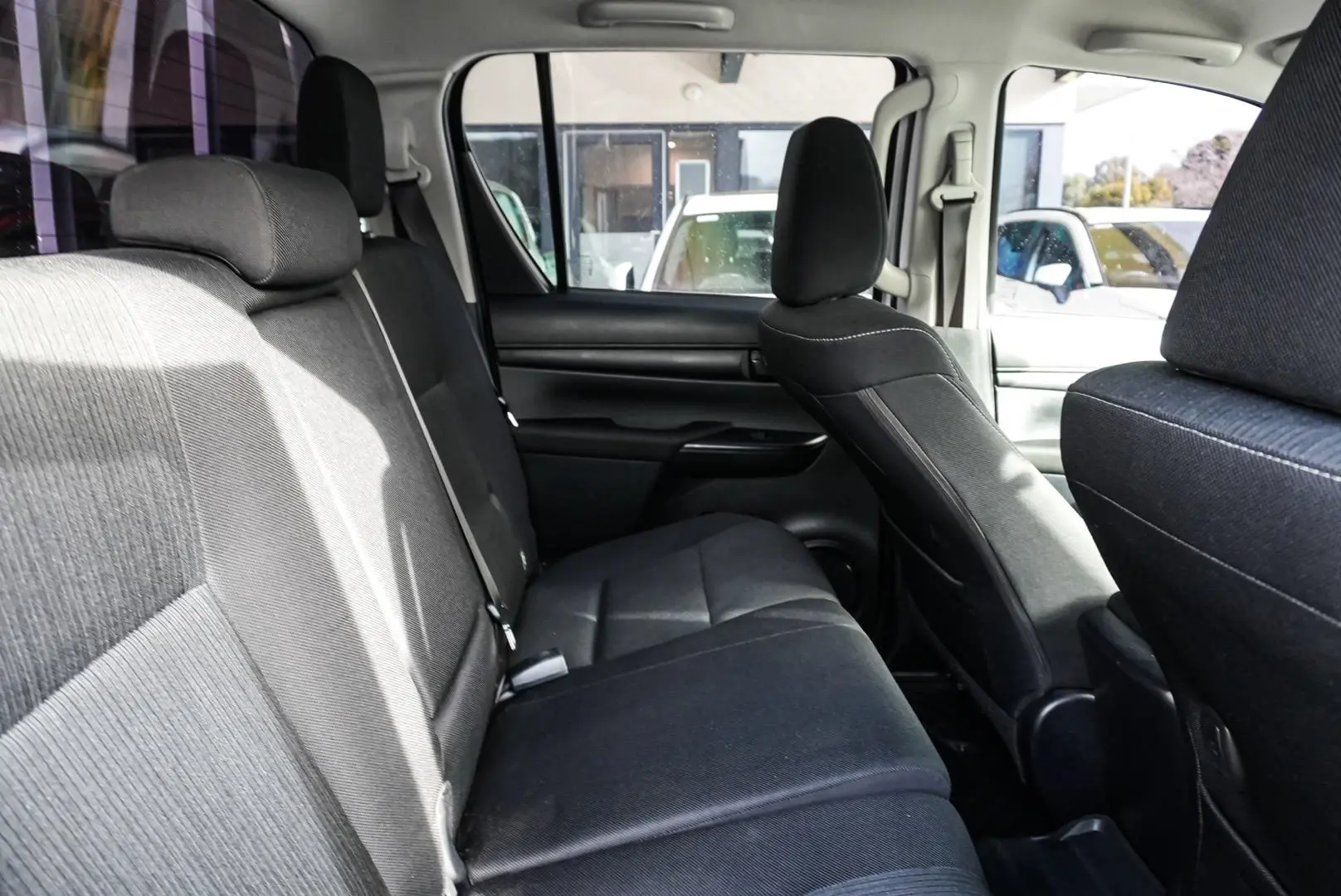 2022 Toyota Hilux Gallery Image 7