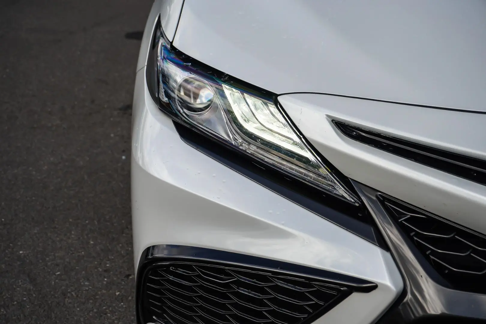 2021 Toyota Camry Gallery Image 11