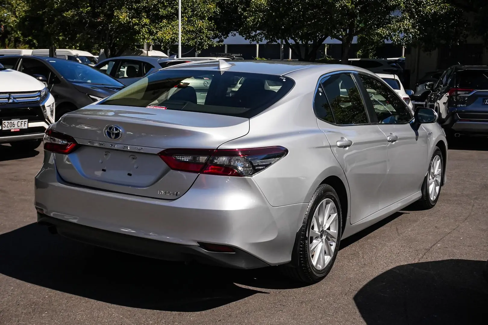 2021 Toyota Camry Gallery Image 3