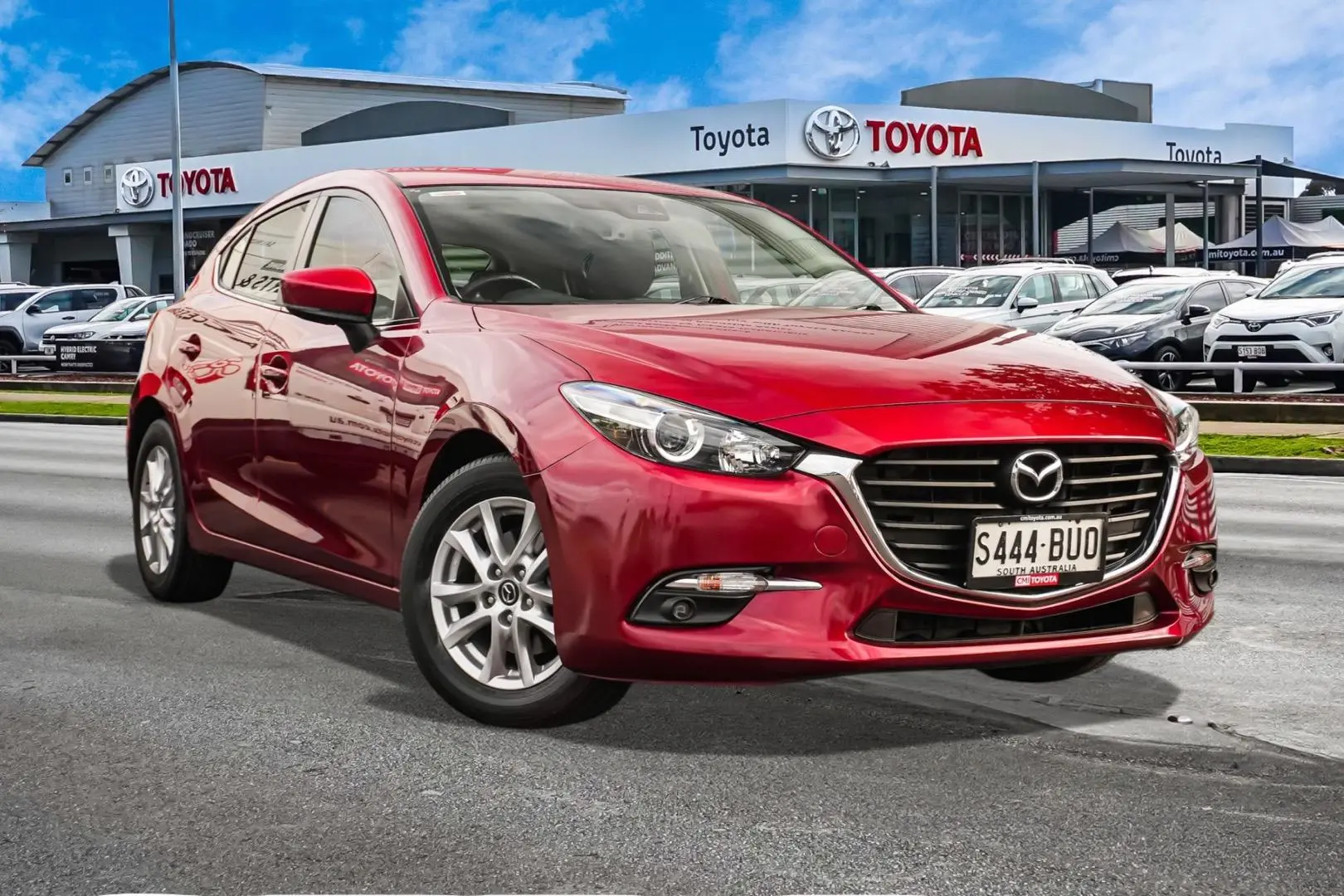 2017 Mazda 3 Gallery Image 1
