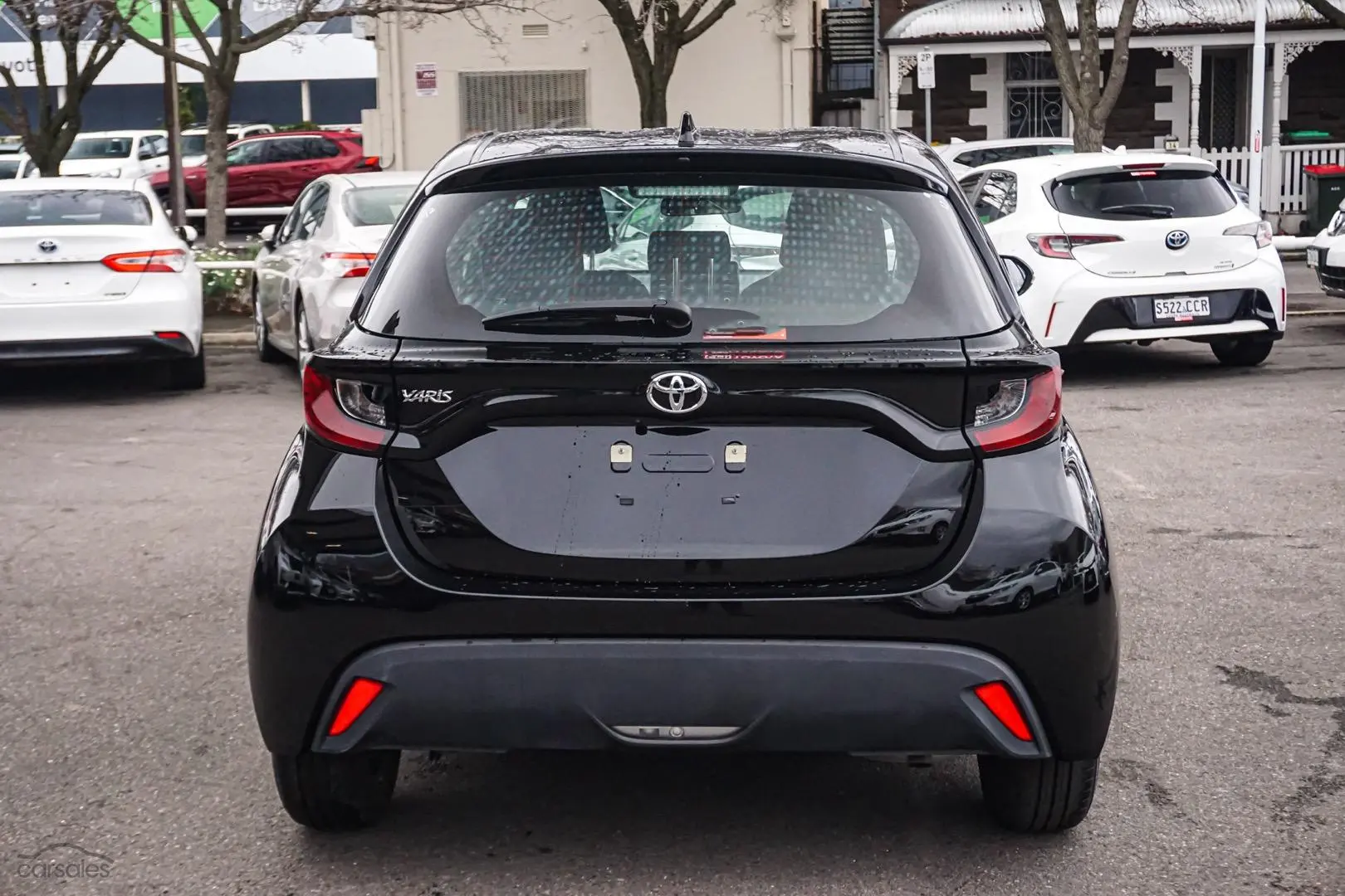 2022 Toyota Yaris Image 6