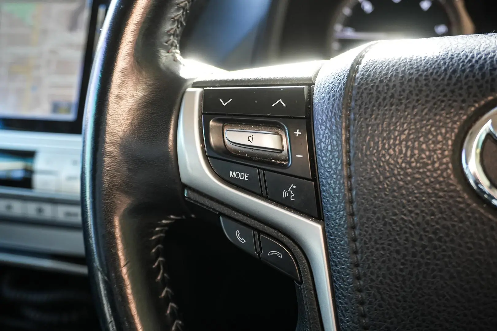 2020 Toyota Landcruiser Prado Gallery Image 19