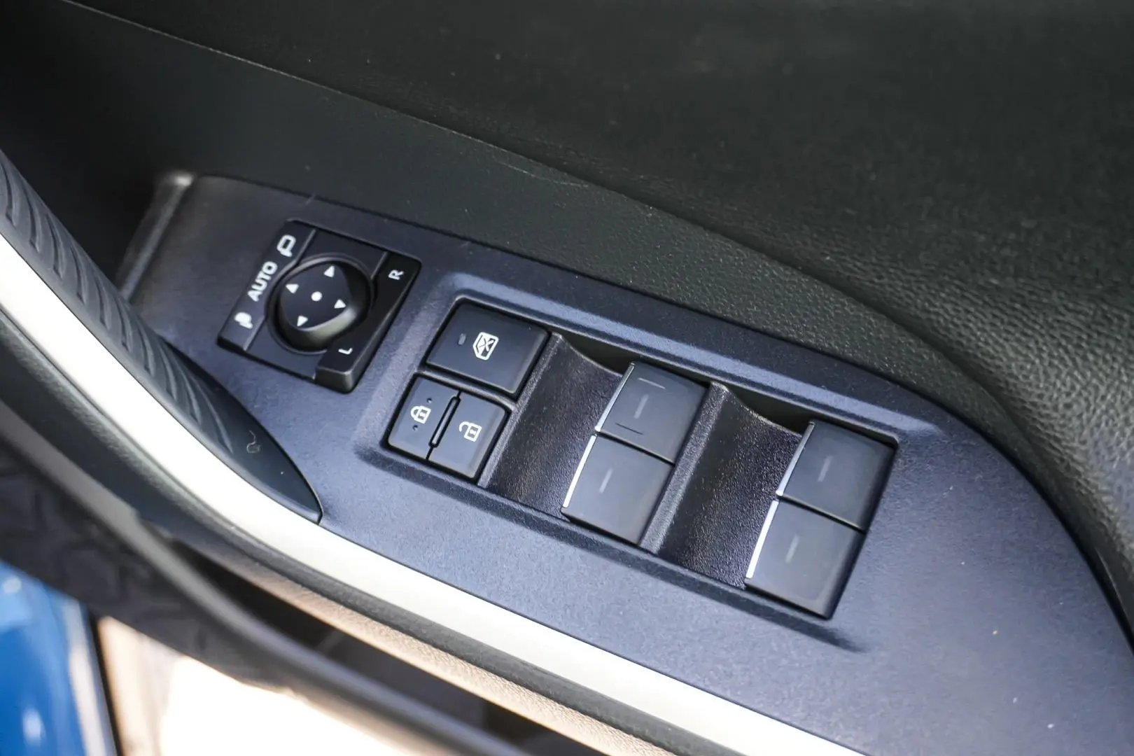 2023 Toyota RAV4 Gallery Image 20