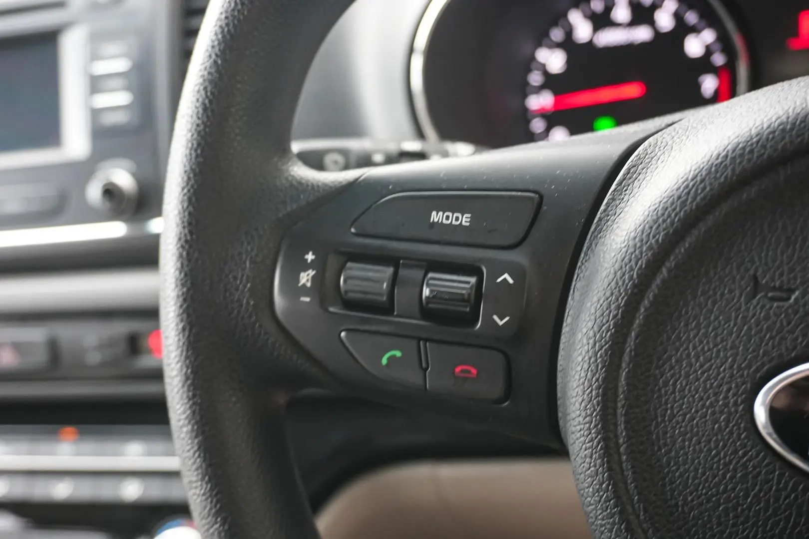 2018 Kia Carnival Gallery Image 21