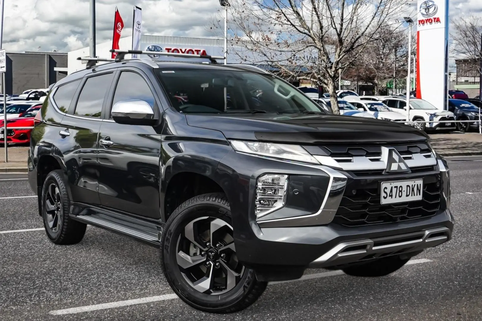 2024 Mitsubishi Pajero Sport Image