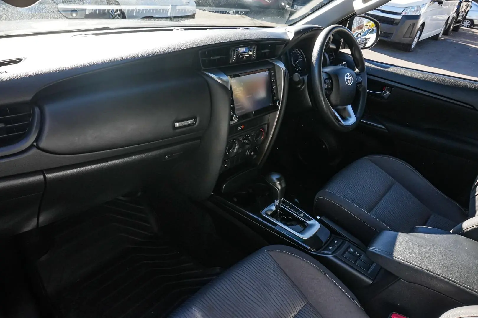 2021 Toyota Fortuner Gallery Image 10