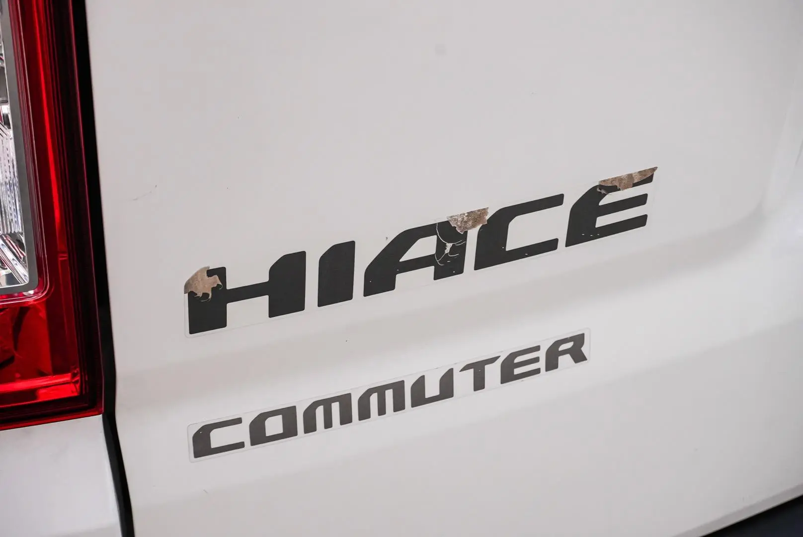 2019 Toyota Hiace Gallery Image 16