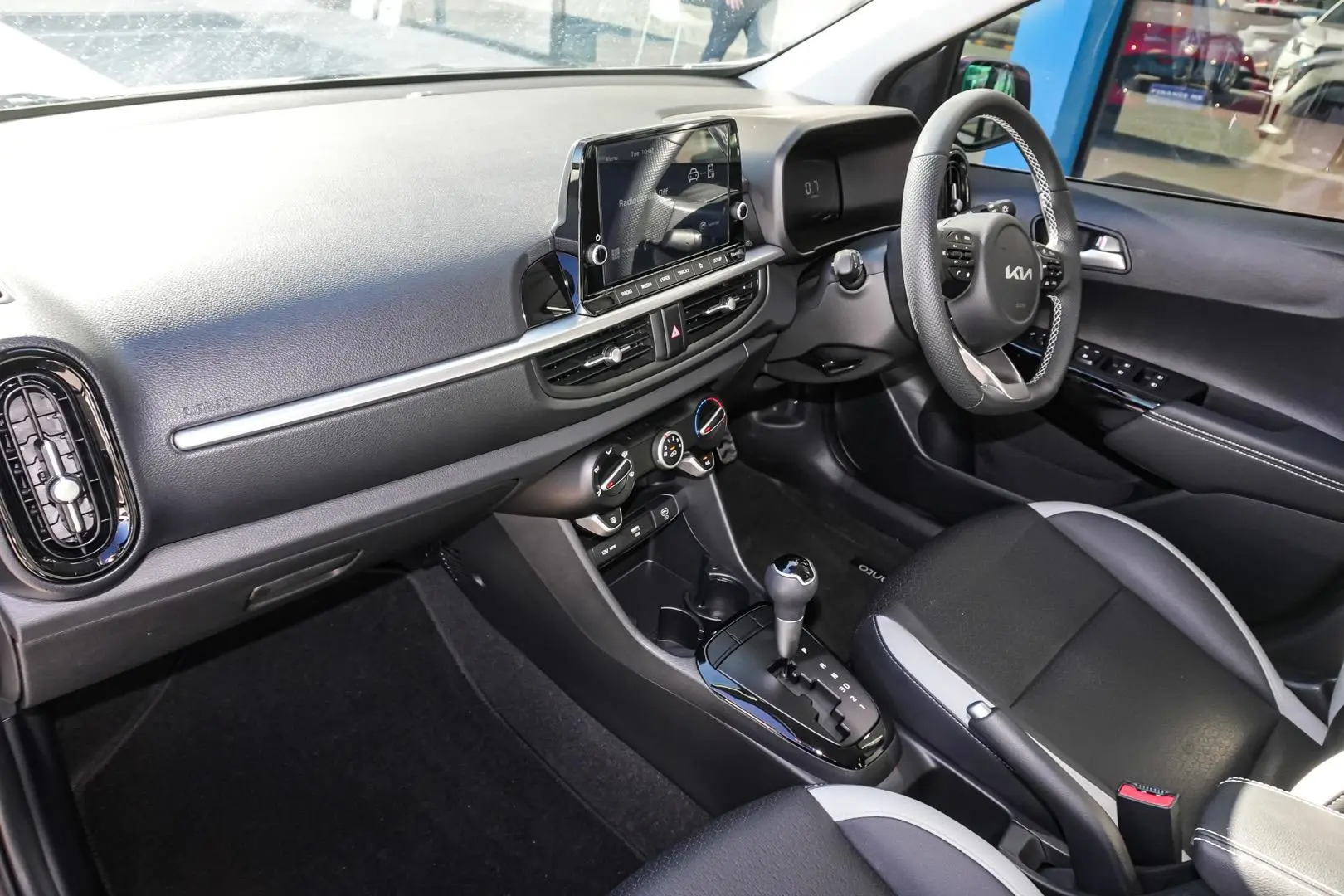 2024 Kia Picanto Gallery Image 12