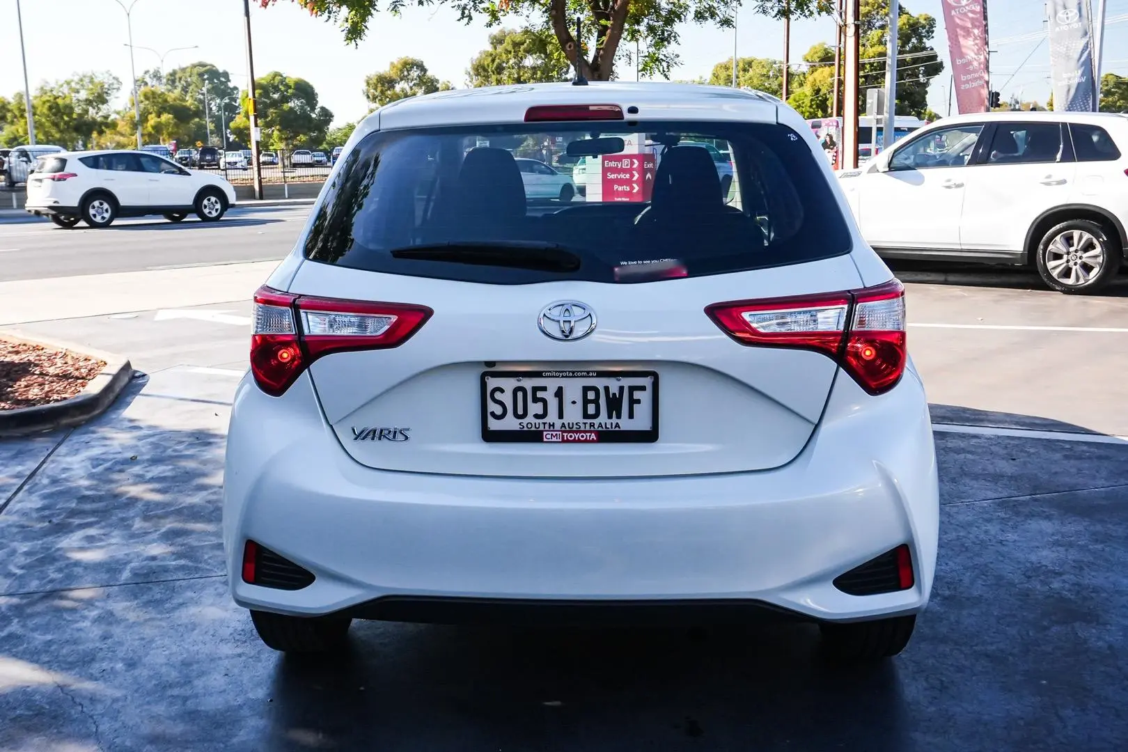 2018 Toyota Yaris Gallery Image 5
