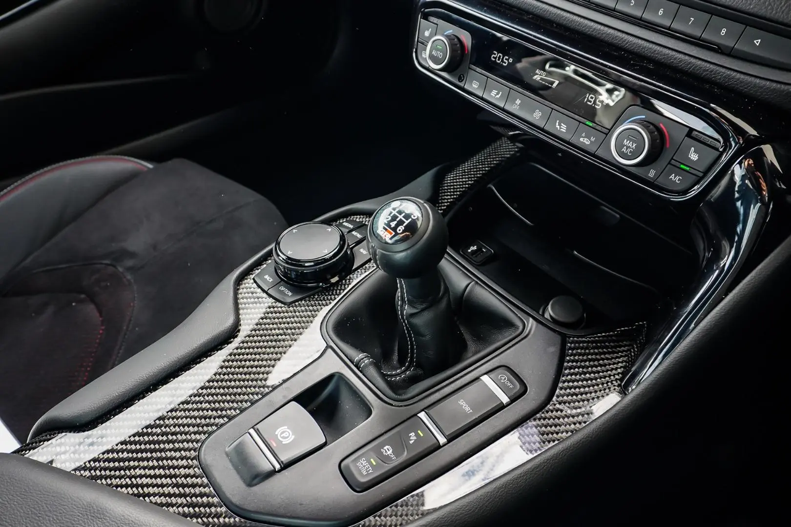 2023 Toyota Supra Gallery Image 16