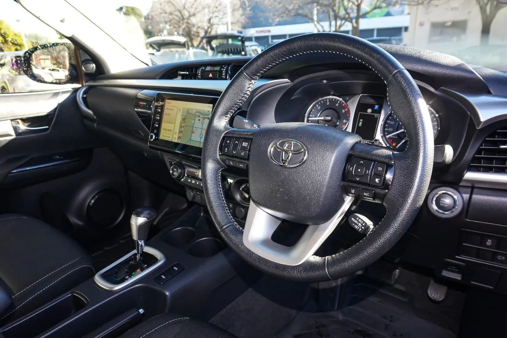 2023 Toyota Hilux Gallery Image 6