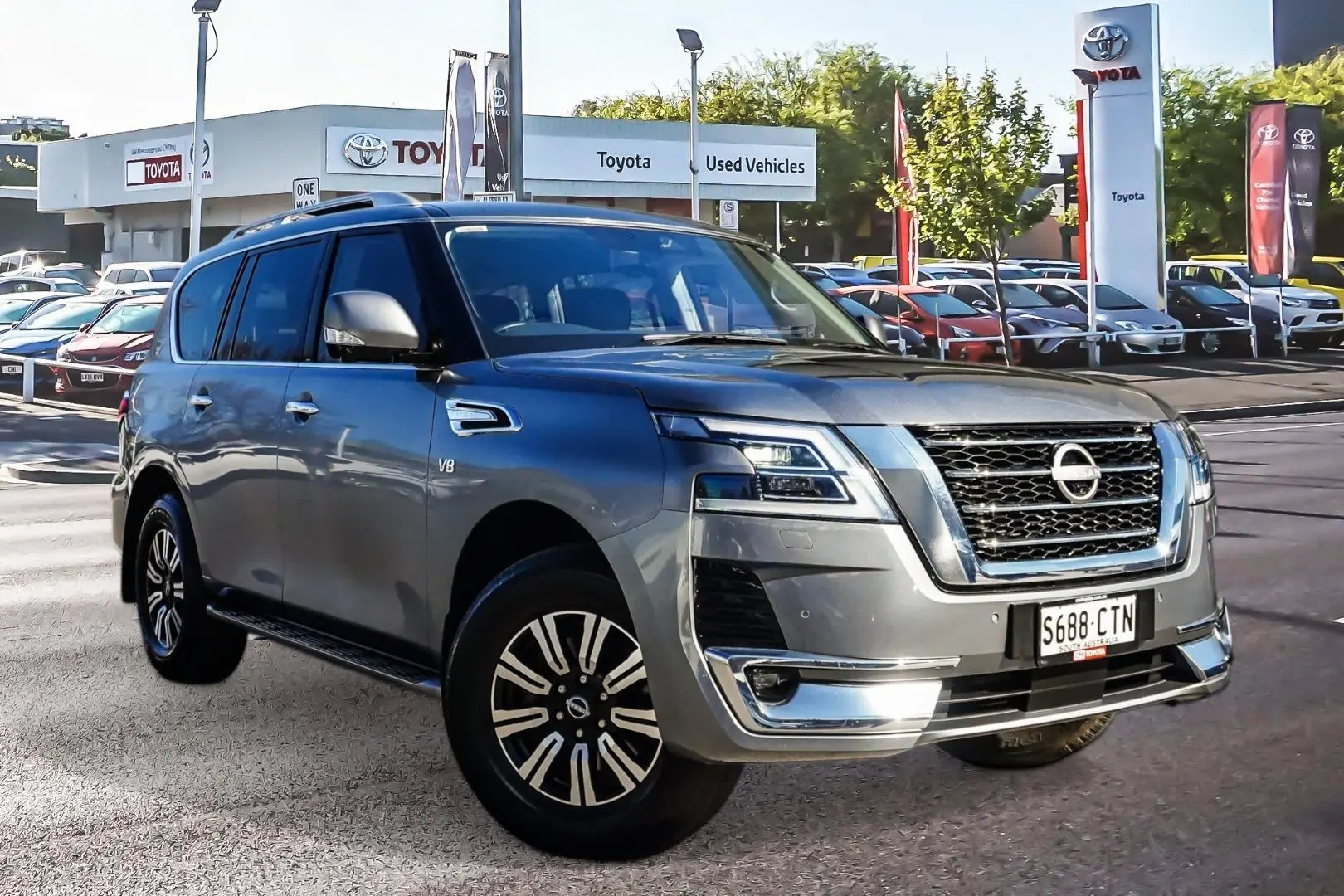 2022 Nissan Patrol Gallery Image 1