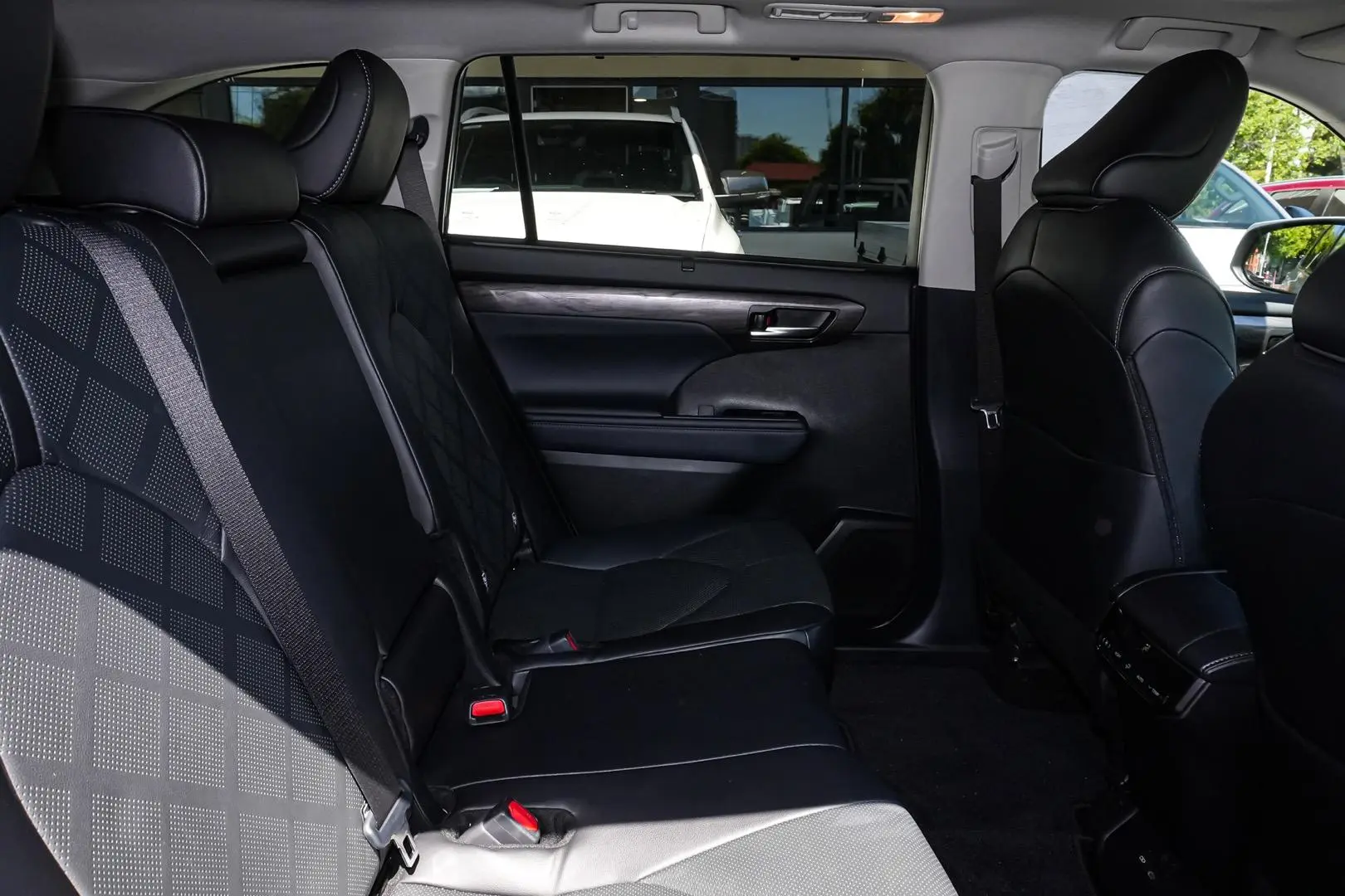 2024 Toyota Kluger Gallery Image 9