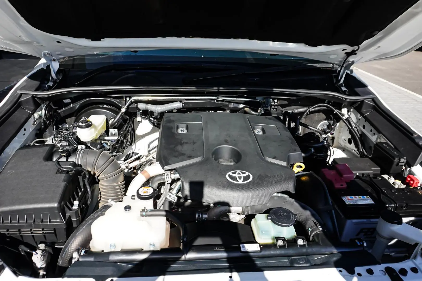 2019 Toyota Hilux Gallery Image 27