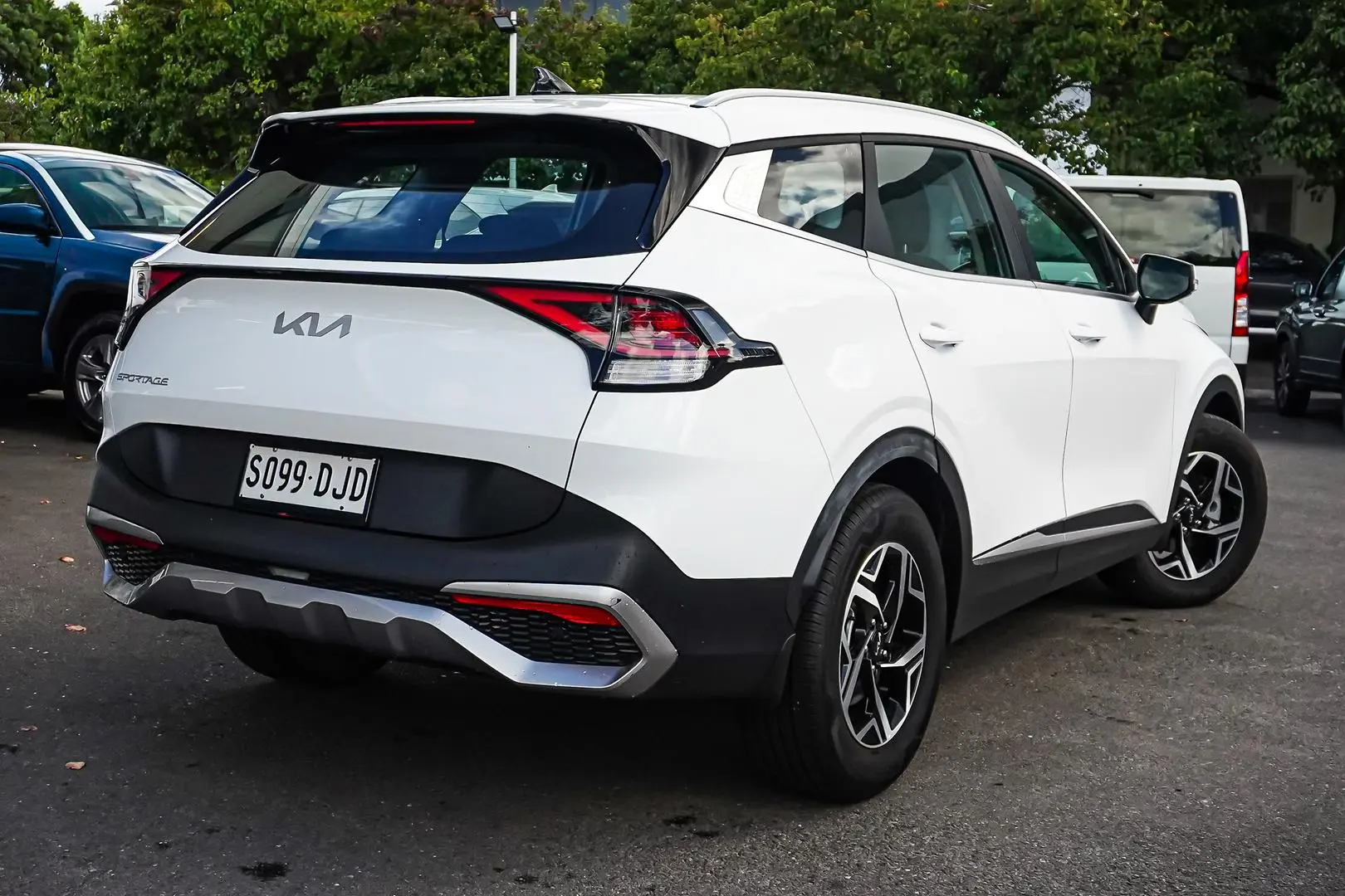 2023 Kia Sportage Gallery Image 3