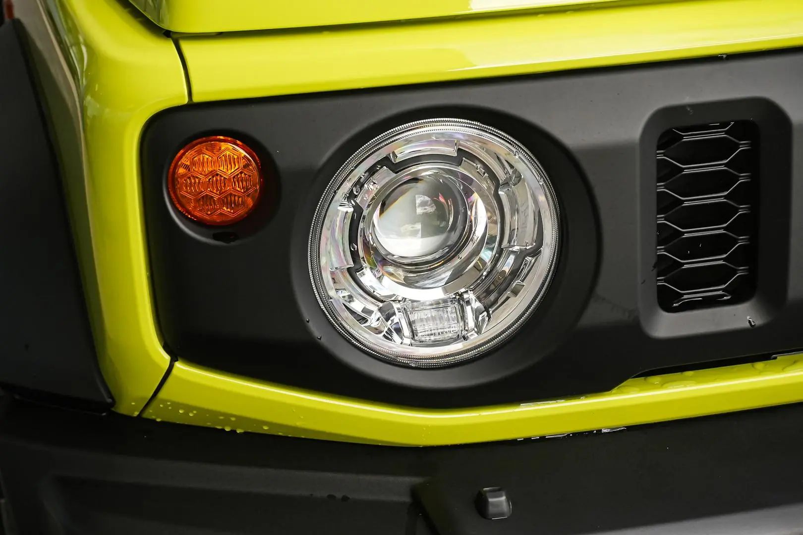 2024 Suzuki Jimny Gallery Image 12