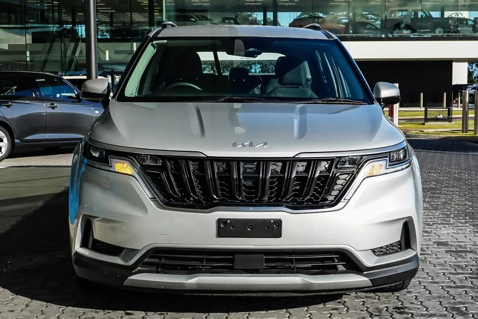 2022 Kia Carnival Gallery Image 5