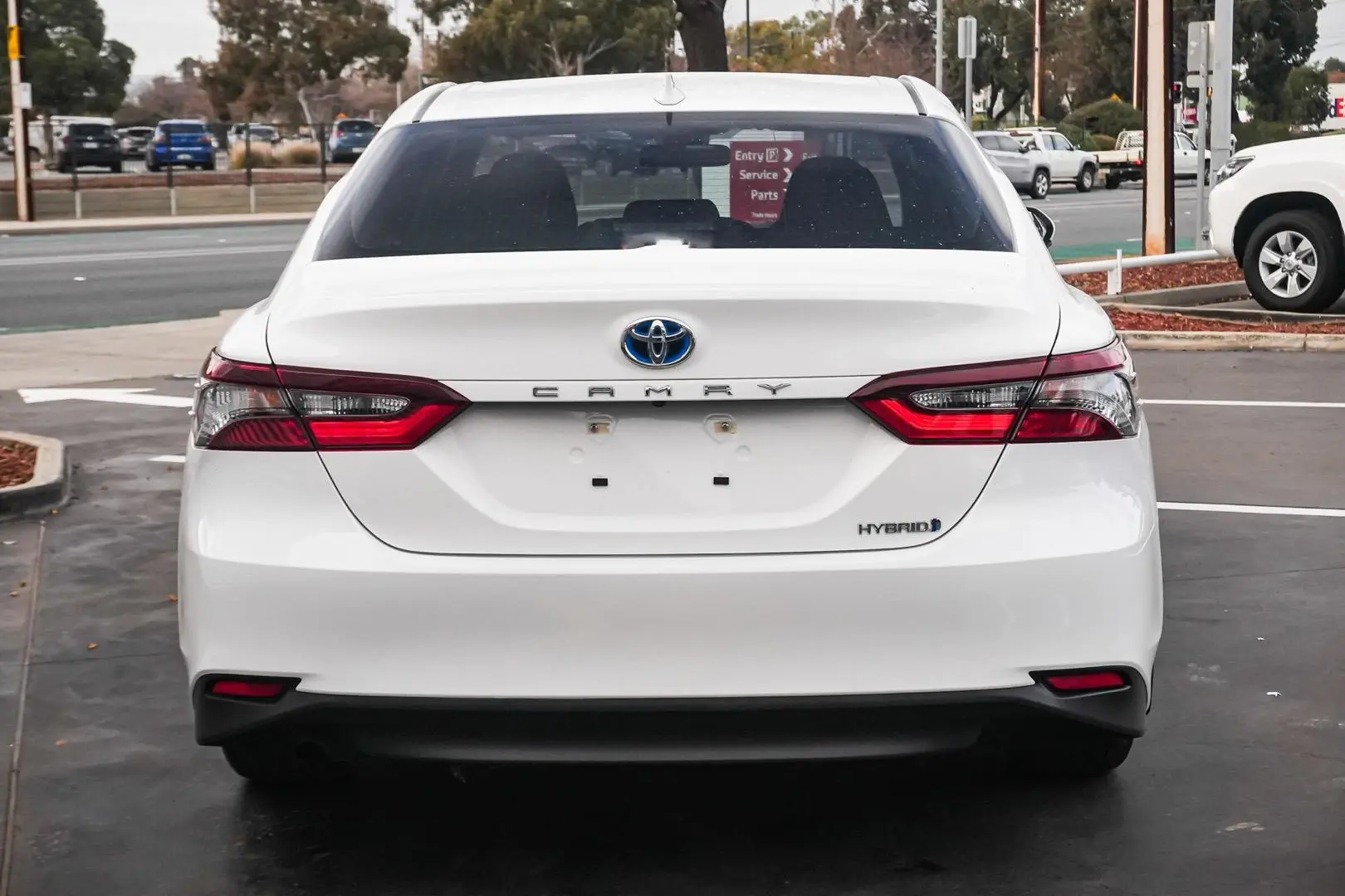 2021 Toyota Camry Gallery Image 5