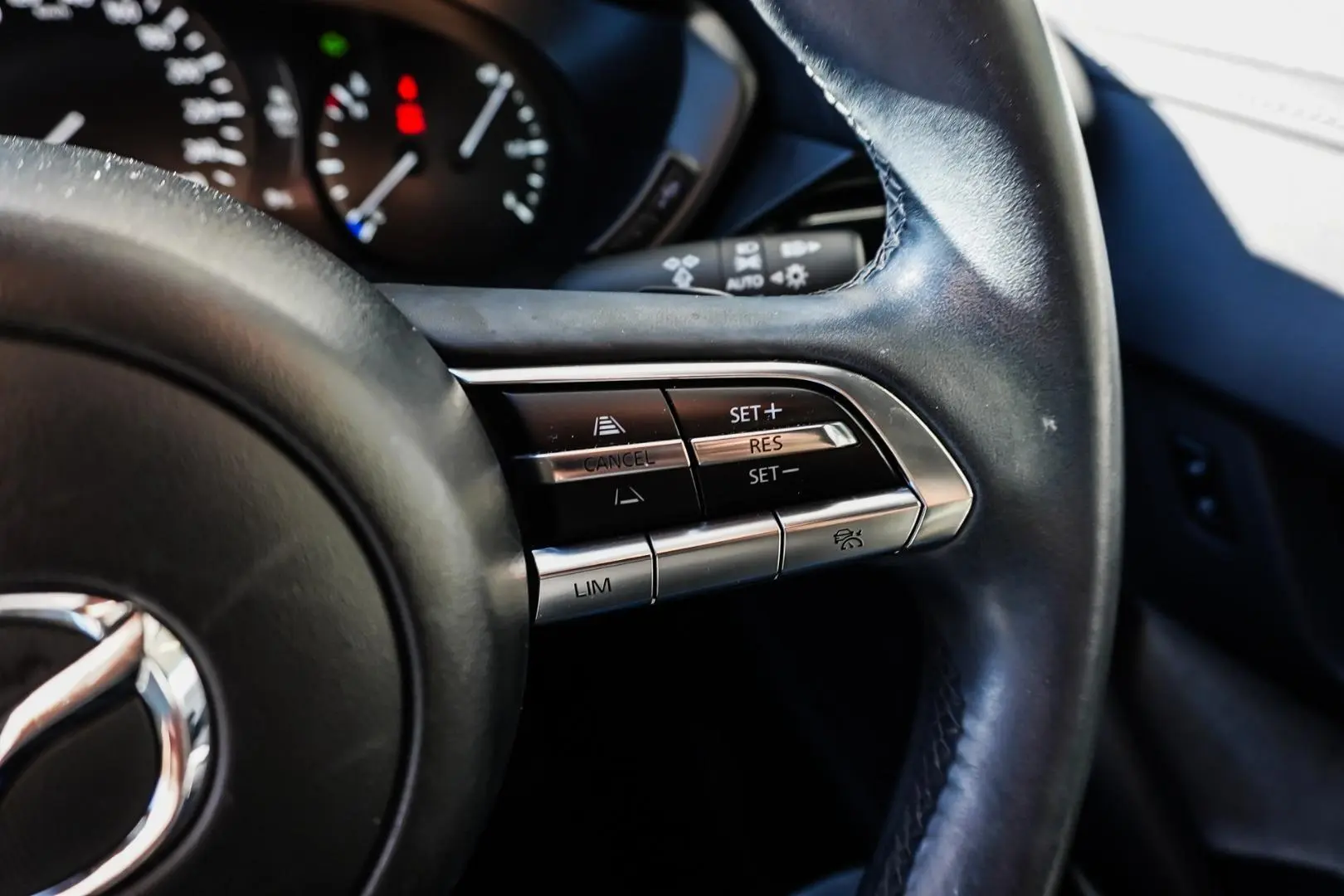 2021 Mazda MX-30 Gallery Image 25