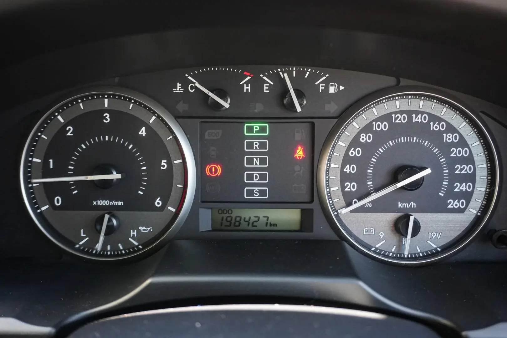 2012 Toyota Landcruiser Gallery Image 21