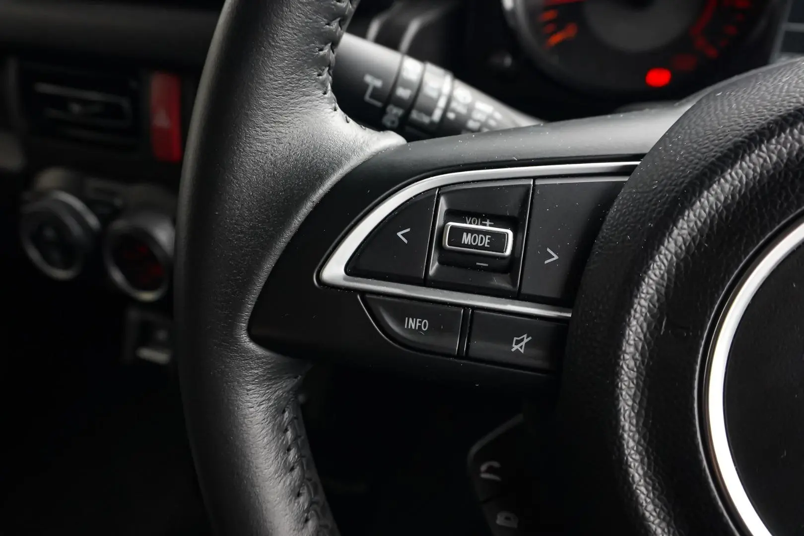 2024 Suzuki Jimny Gallery Image 19