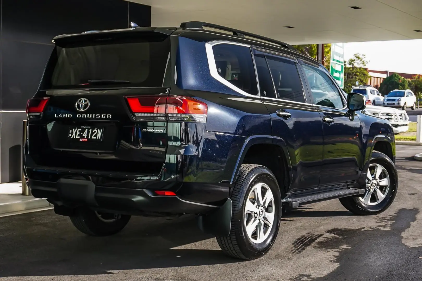 2022 Toyota Landcruiser Gallery Image 2
