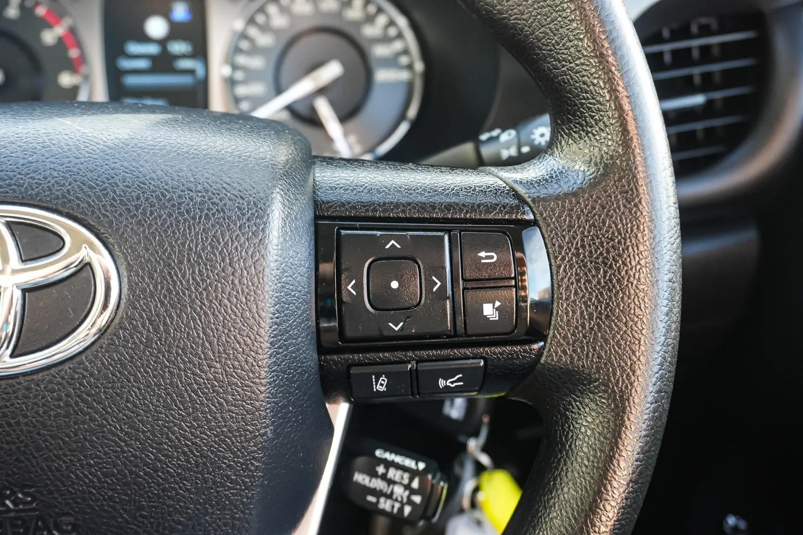 2022 Toyota Hilux Gallery Image 20