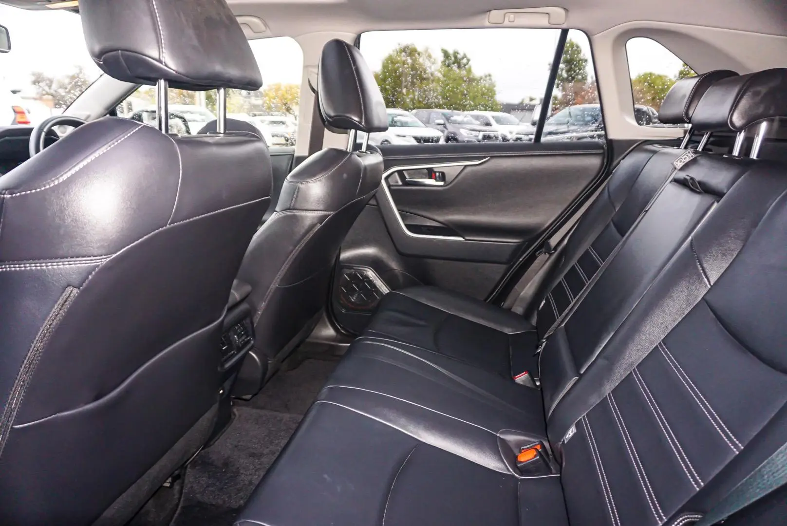 2021 Toyota RAV4 Gallery Image 7