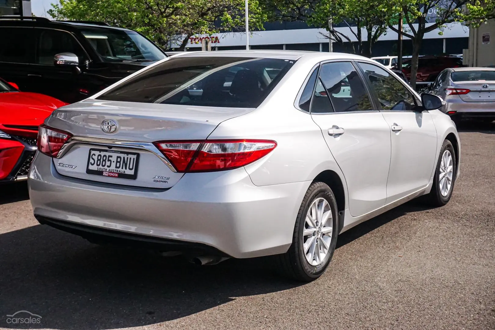 2016 Toyota Camry Image 3