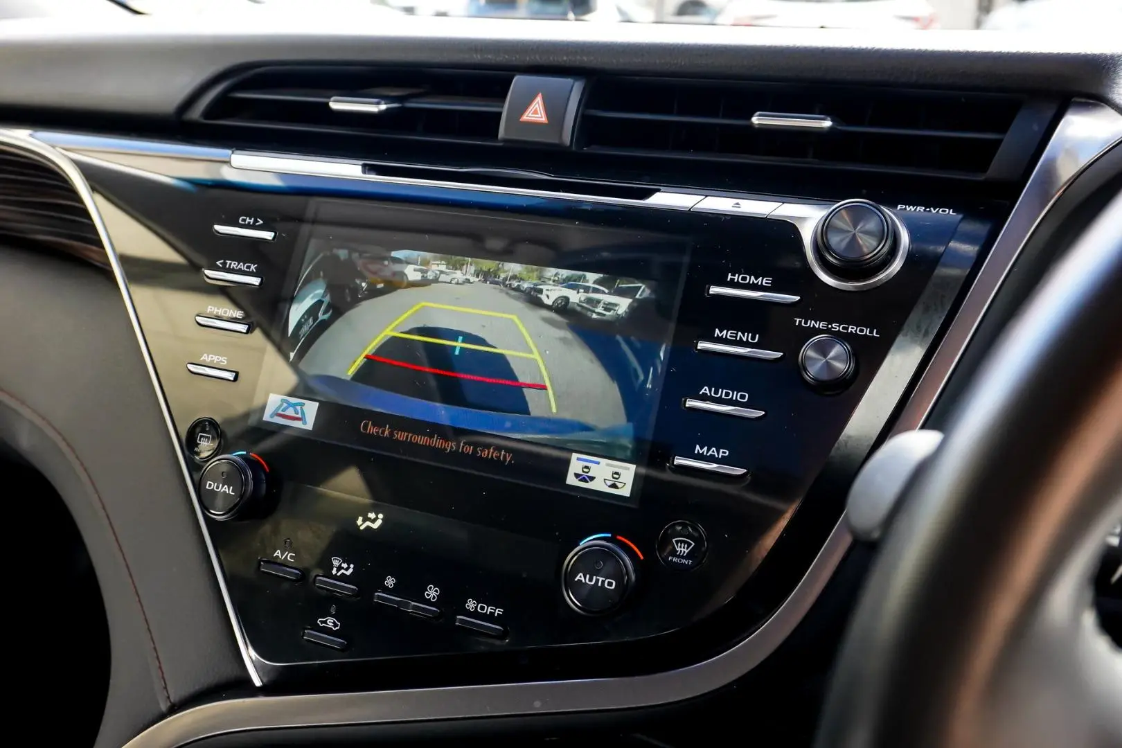 2018 Toyota Camry Gallery Image 23