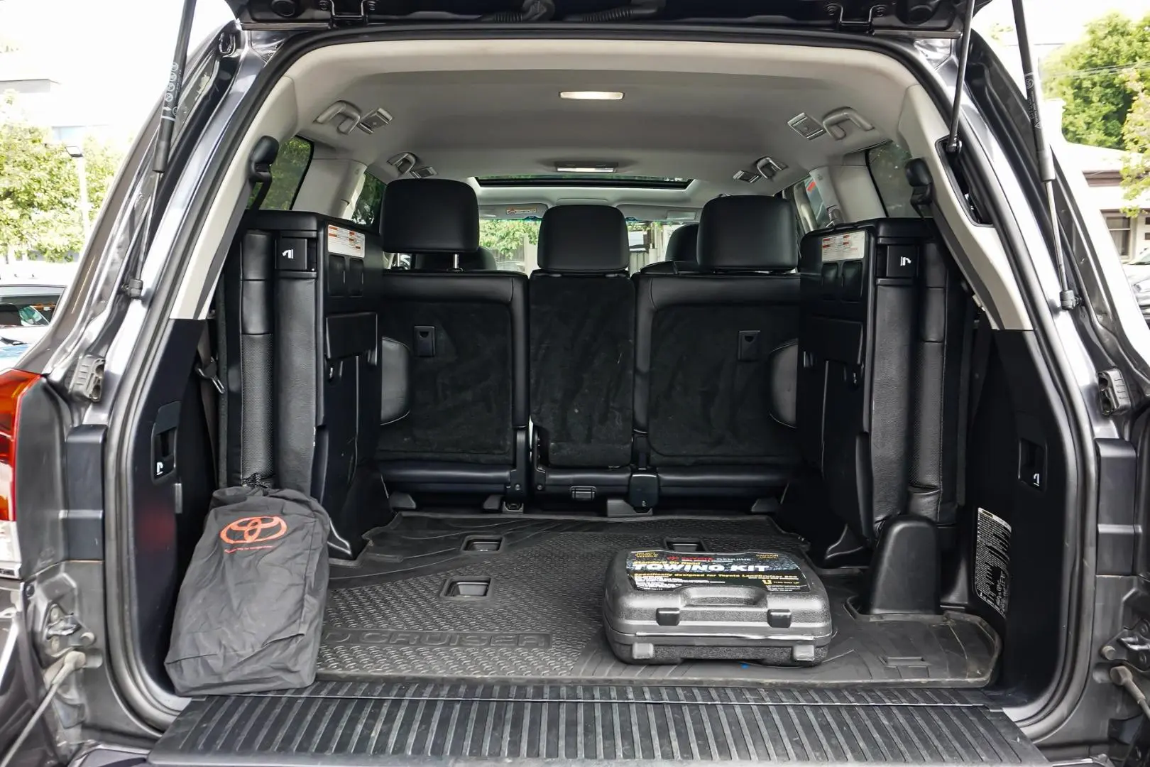 2018 Toyota Landcruiser Gallery Image 10