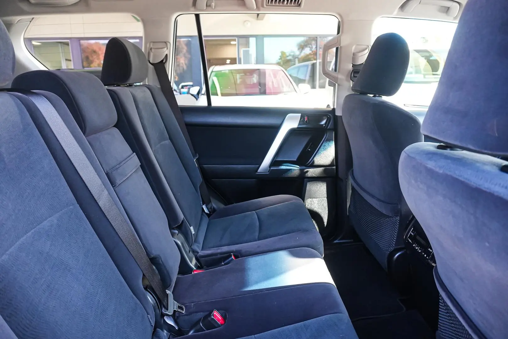 2020 Toyota Landcruiser Prado Gallery Image 7