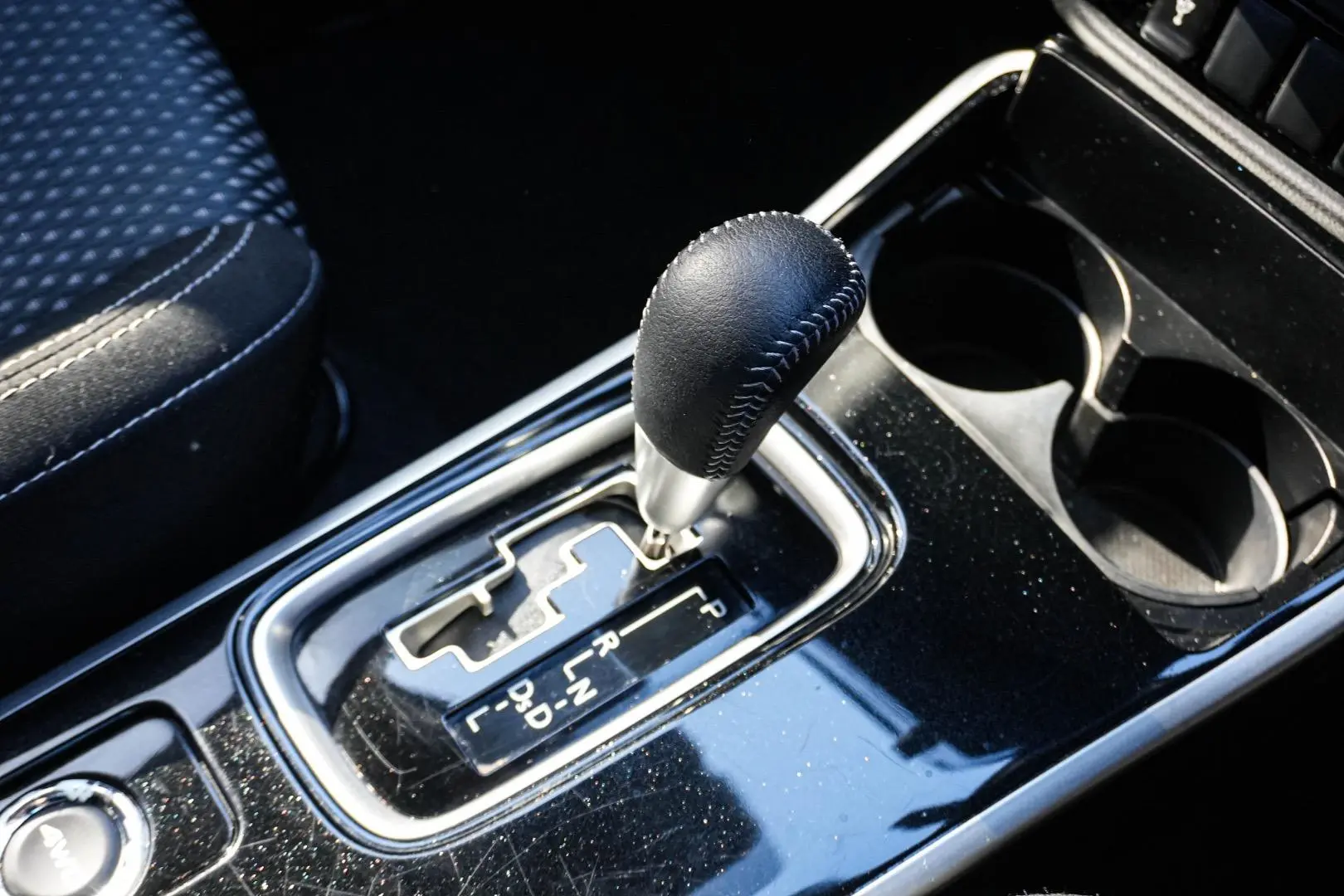 2019 Mitsubishi Outlander Gallery Image 18