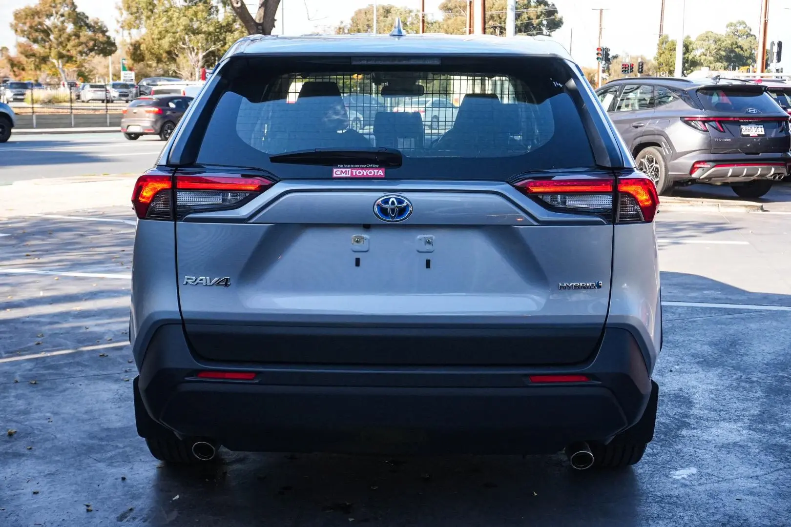 2022 Toyota RAV4 Gallery Image 6