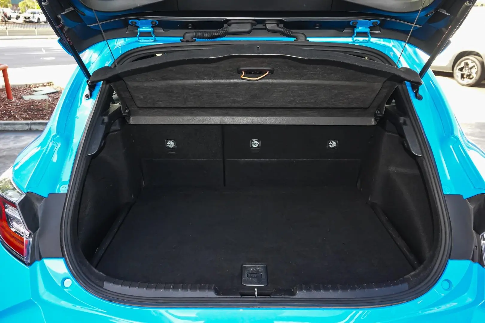 2022 Toyota Corolla Gallery Image 9