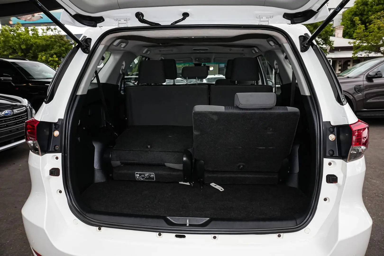 2022 Toyota Fortuner Gallery Image 13