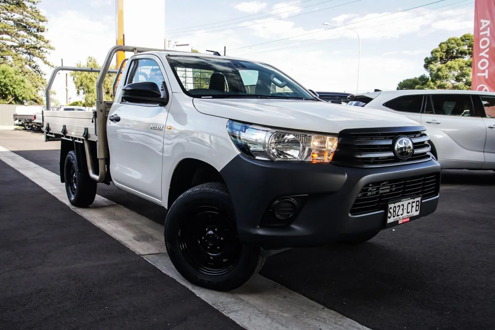 2020 Toyota Hilux Gallery Image 1