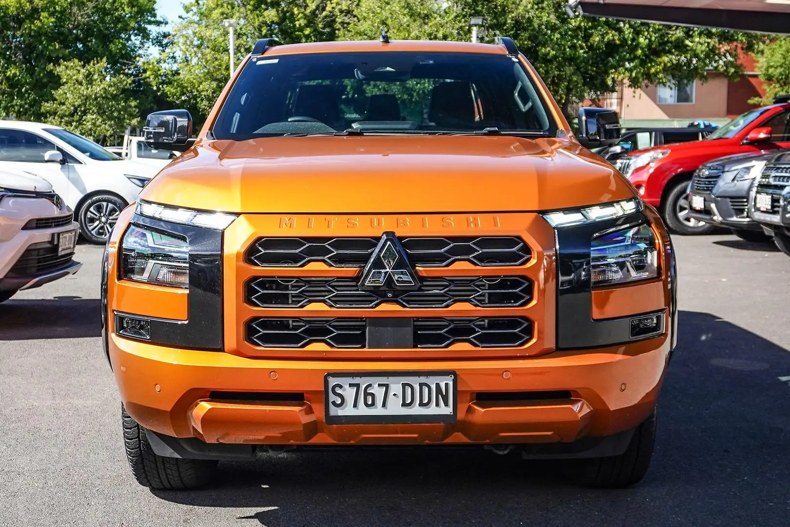 2024 Mitsubishi Triton Gallery Image 4