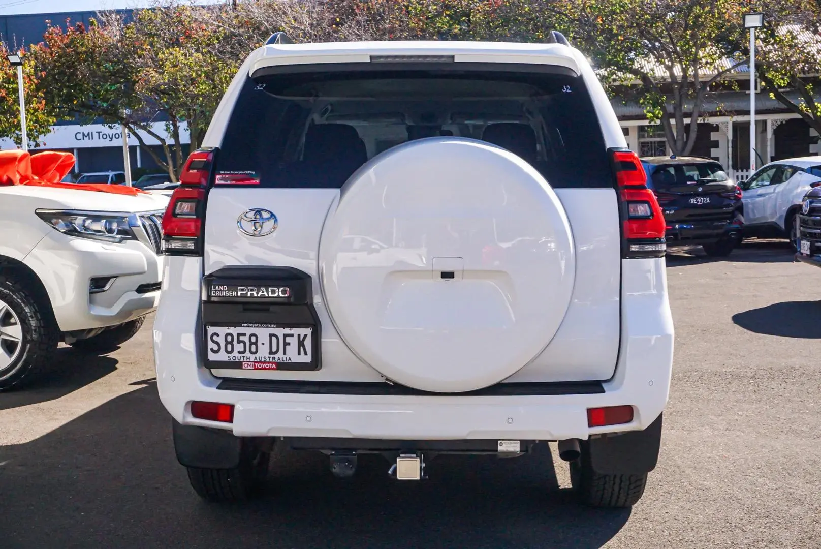 2020 Toyota Landcruiser Prado Gallery Image 6